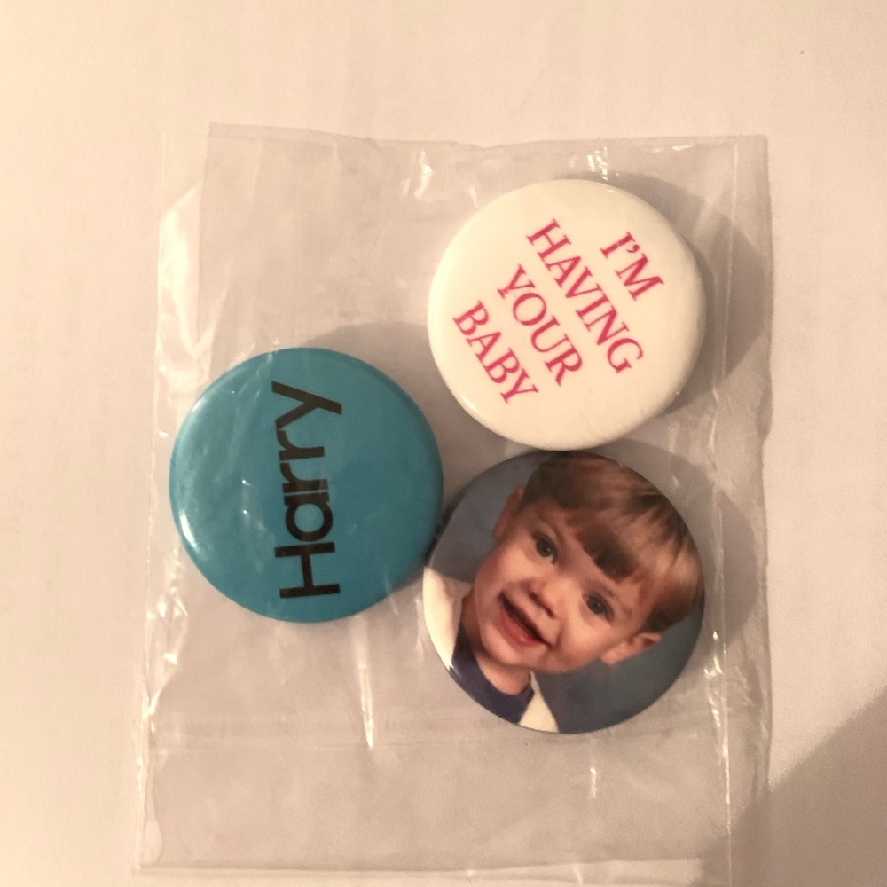 COPY - Harry Styles Live on Tour Pins